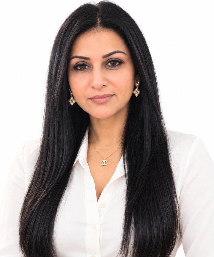 Portrait of Swati Patel, Broker